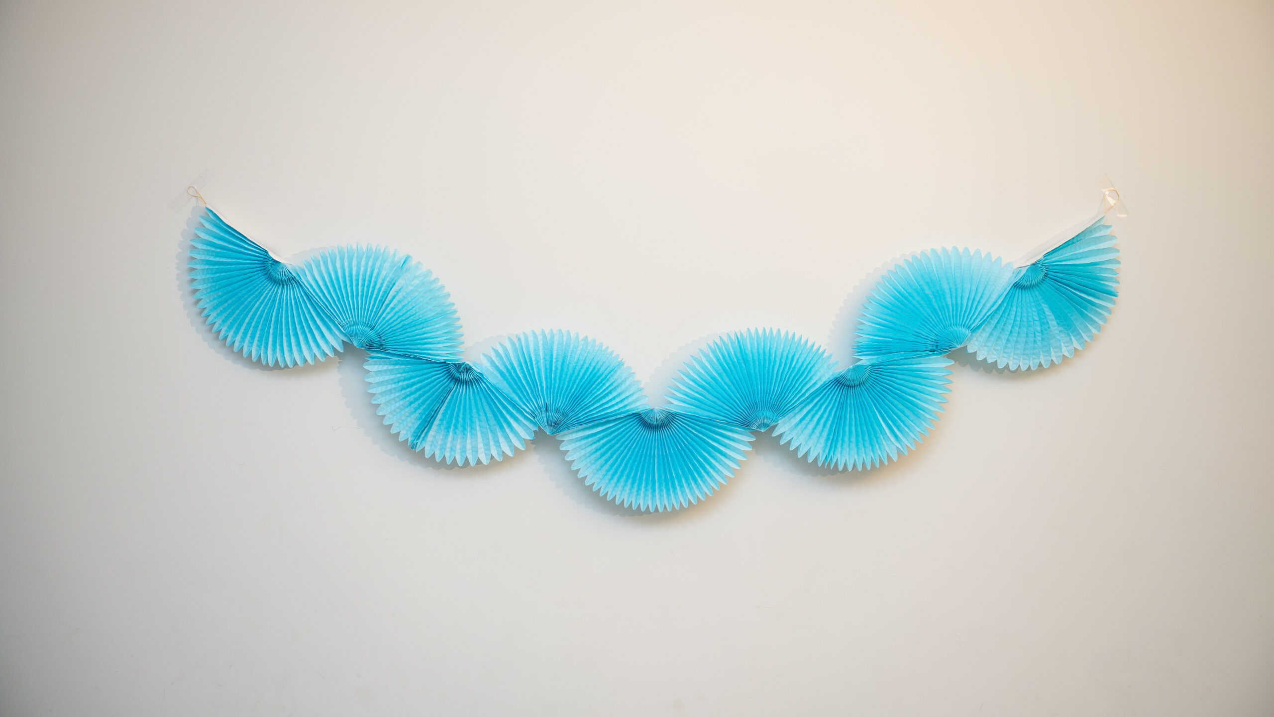 Varal leque em papel de seda